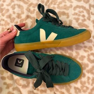 Veja | CAMPO BOLD SUEDE GOLF PIERRE | Emerald & Ivory Sneakers | size US 7 women
